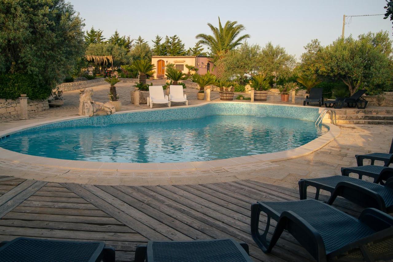 Dependance In Villa Con Piscina Рагуза Экстерьер фото