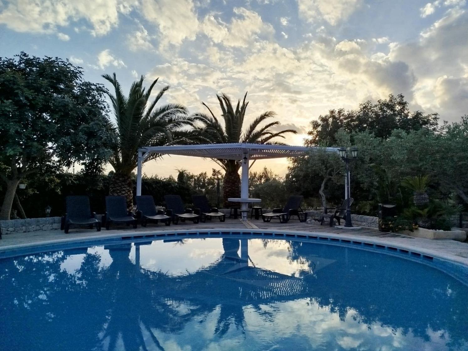 Dependance In Villa Con Piscina Рагуза Экстерьер фото